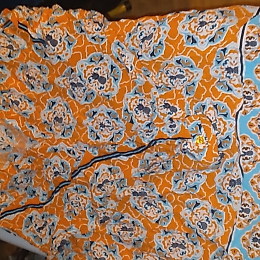 Crown and ivy 3/4 sleeve blouse